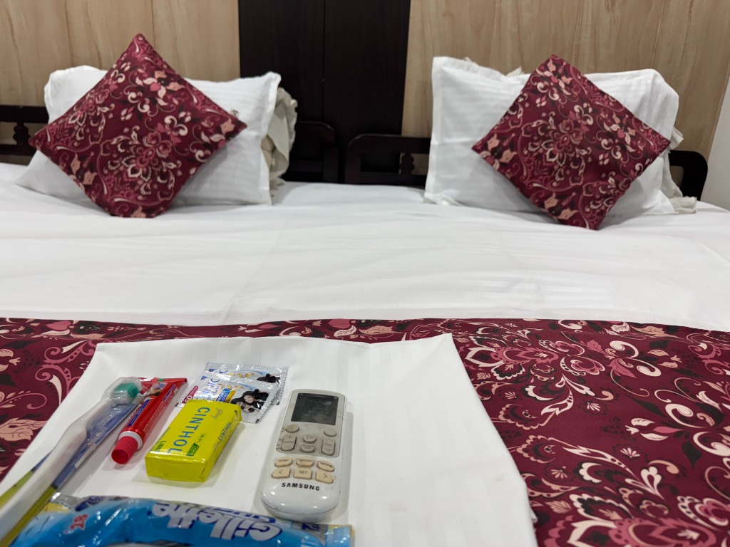 Hotel room amenities