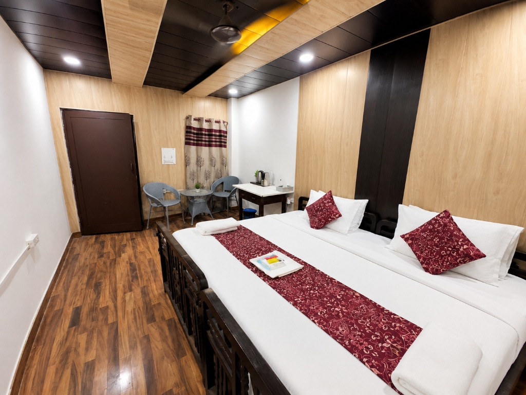 Deluxe Room View 4